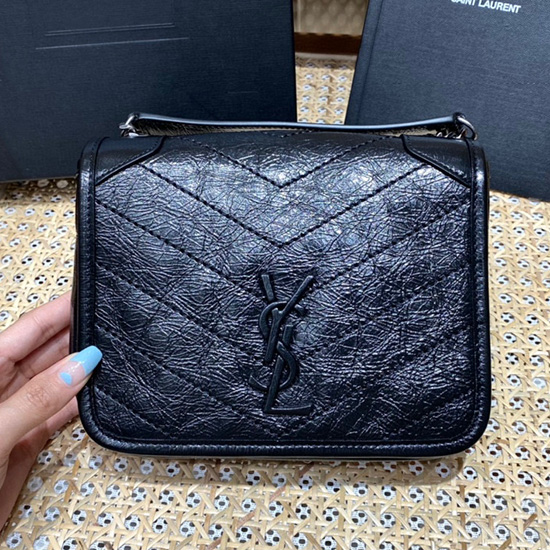 Saint Laurent Niki портфейл с верига черен 583103