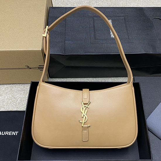 Saint Laurent бежова чанта Hobo от гладка кожа с монограм 657228