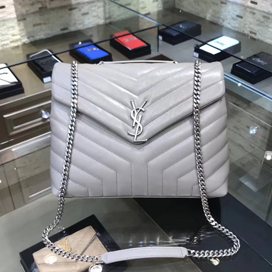 Saint Laurent средна чанта с верижка Loulou сива 459749