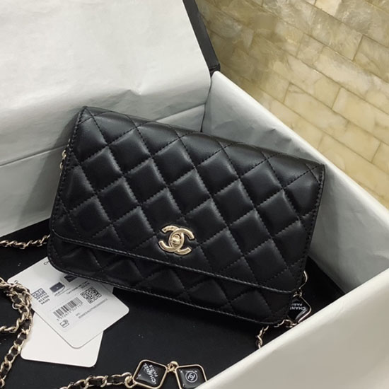 Портфейл с верига Woc от агнешка кожа на Chanel Ap3412