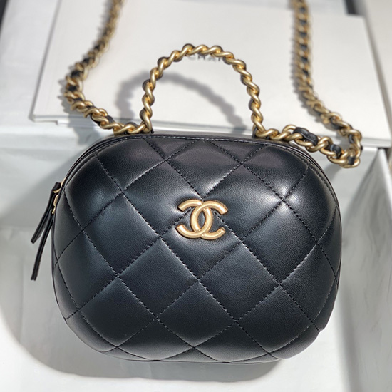 Тоалетна кутия от агнешка кожа на Chanel с верижка черна As3066