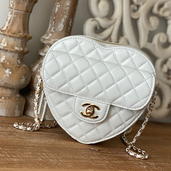 бяла чанта сърце от агнешка кожа на Chanel As3191