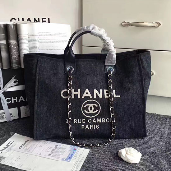 голяма пазарска чанта Deauville от черно платно на Chanel A68046