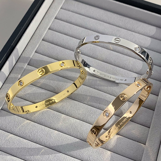 гривна Cartier Cb01