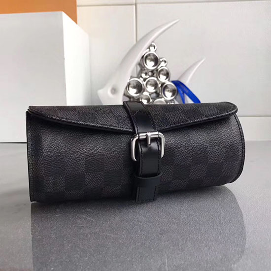 калъф за часовник Louis Vuitton Damier Graphite Canvas 3 M47530