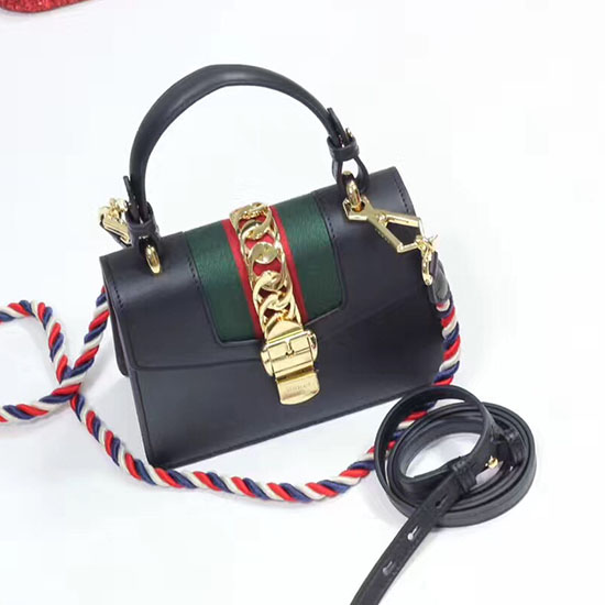 кожена мини чанта Gucci Sylvie черна 470270