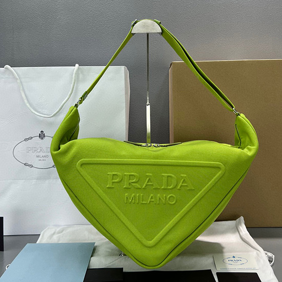 платнена триъгълна чанта Prada зелена 2vy007