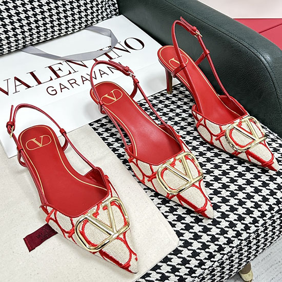 помпи Valentino Vs04063