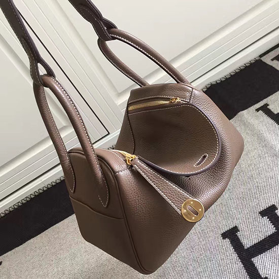 чанта Hermes Lindy 26 Chocolate Togo телешка кожа Hld2630