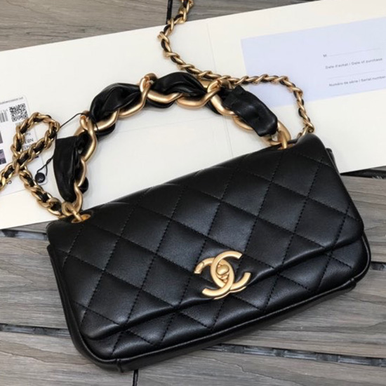 чанта с капак от агнешка кожа на Chanel черна As2388