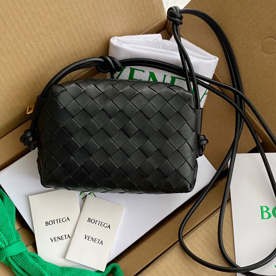 Bottega Veneta Loop Mini Kožená Taška Přes Rameno B6666840