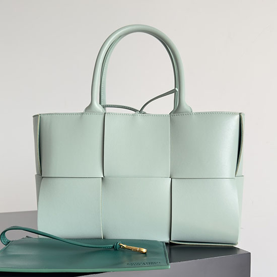 Bottega Veneta Malá Taška Arco Světle Zelená B652867