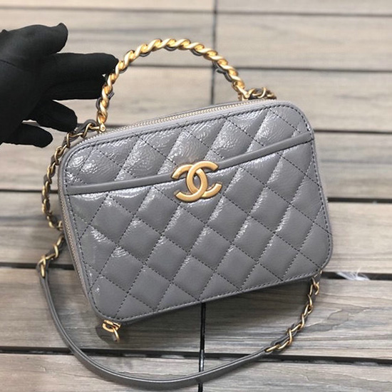 Chanel Lesklé Pouzdro Na Kosmetiku Z Pomačkané Teletiny šedé As2179