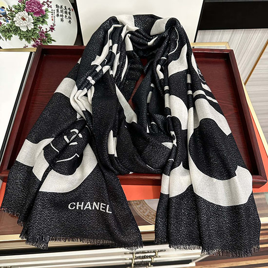 Chanel šátek Dpcs51803