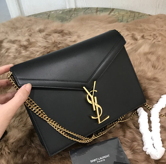 Kabelka Se Zapínáním Na Monogram Saint Laurent Cassandra Z černé Hladké Kůže 532750