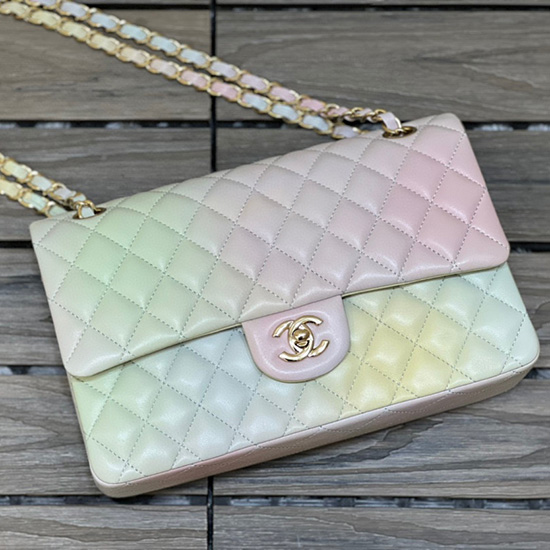 Klasický Chanel Lambskin Medium Flap Bag Pink Cf1112