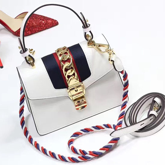 Kožená Mini Taška Gucci Sylvie Bílá 470270