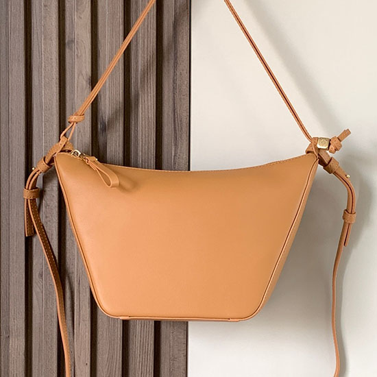 Loewe Hammock Mini Kožená Hobo Taška Hnědá L9023