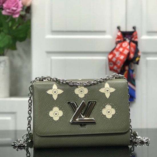 Louis Vuitton Epi Kůže Twist Mm Zelená M52131