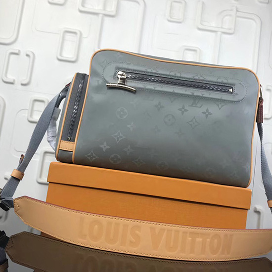 Louis Vuitton Monogram Titanová Plátěná Brašna Na Fotoaparát M43884