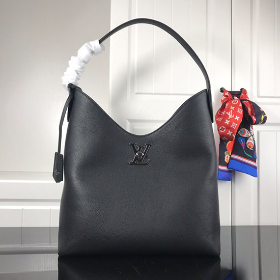 Louis Vuitton Měkká Telecí Kůže Lockme Hobo černá M52776