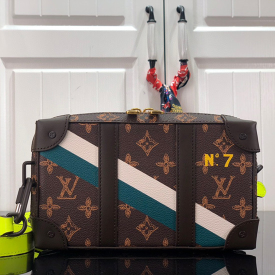 Louis Vuitton Peněženka Na Nošení V Měkkém Kufru M81246