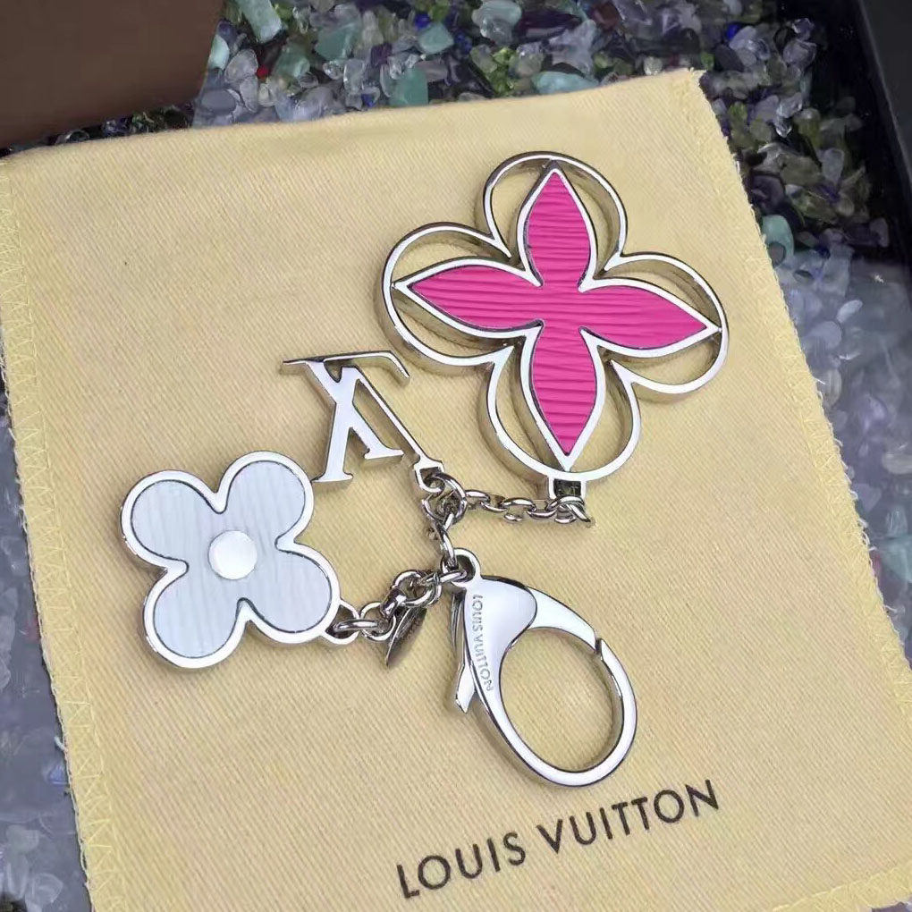 Louis Vuitton Taška Charm Rimi Klíčenka Rosesilver M61013