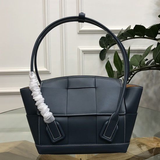 Malá Taška Bottega Veneta Arco 33 Z Hladké Kůže Modré B1007