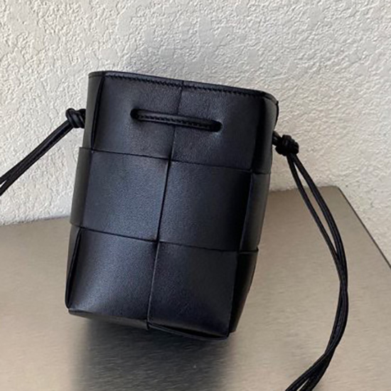 Bottega Veneta Kassette Mini Bucket Bag Sort B62081