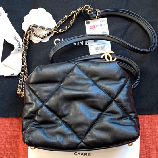 Chanel Lammeskind Lille Bowlingtaske Sort As0781