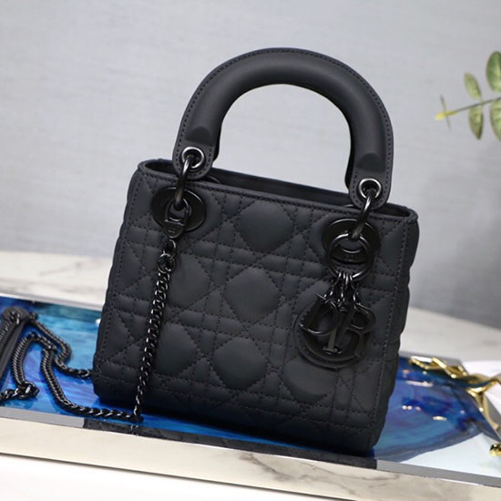 Mini Lady Dior Ultra-mat Taske Sort D91702