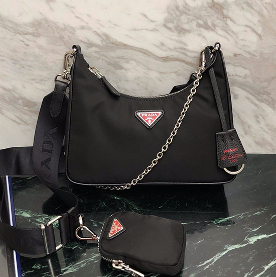 Prada Nylon Hobo Taske Sort Med Rødt Logo 1bh204