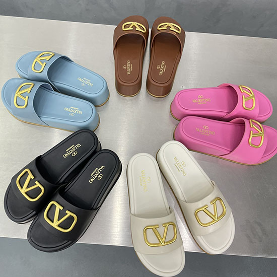 Valentino Slides Vs04102