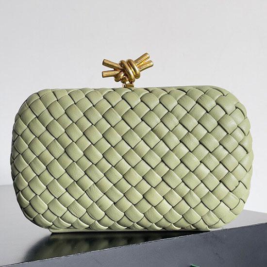 Bottega Veneta Classic Knot Clutch Travertin B717622