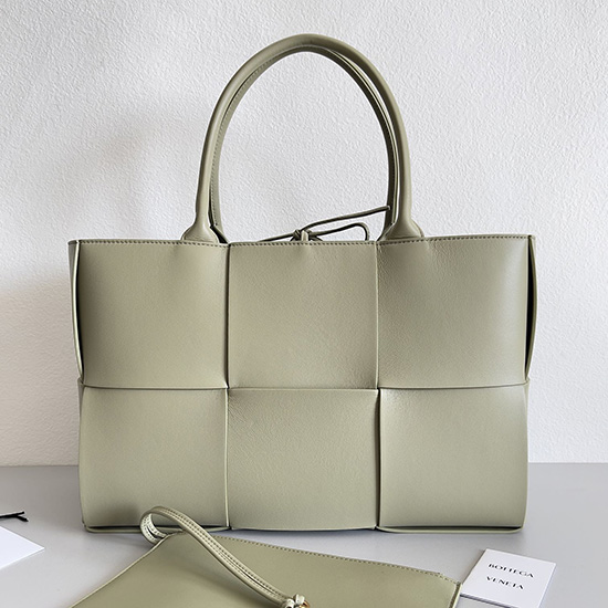 Bottega Veneta Medium Arco Einkaufstasche Grün B03161