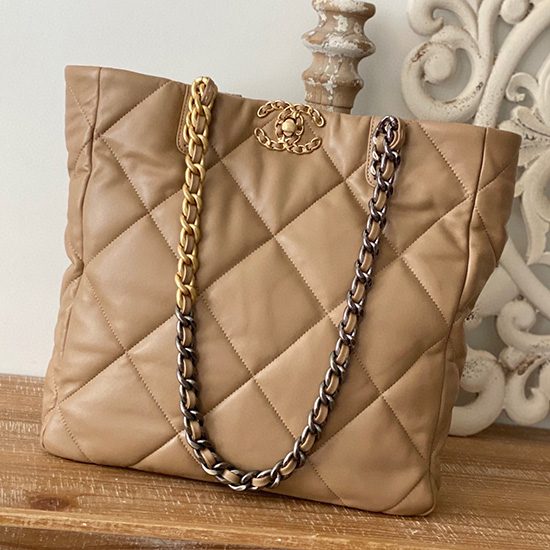 Chanel 19 Einkaufstasche Beige AS3519