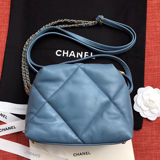 Chanel Kleine Bowlingtasche Aus Lammfell Blau AS0781