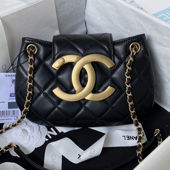 Chanel Lammfell Kleine Umhängetasche Schwarz AS4609