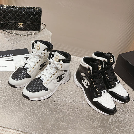 Chanel-Turnschuhe Snc090813