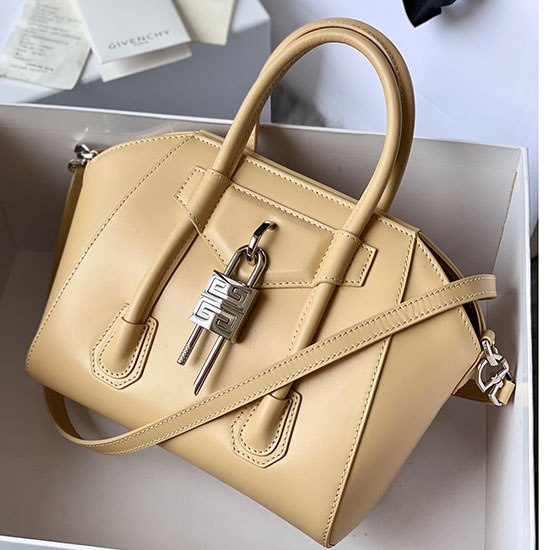 Givenchy Mini Antigona Lock Ledertasche Beige G199115