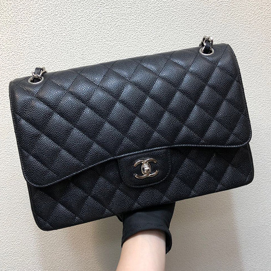 Große Klassische Chanel-Handtasche Aus Caviar-Leder In Schwarz Und Silber A01119