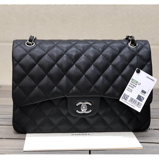 Große Klassische Chanel-Handtasche Aus Genarbtem Kalbsleder In Schwarz Und Silber A01119