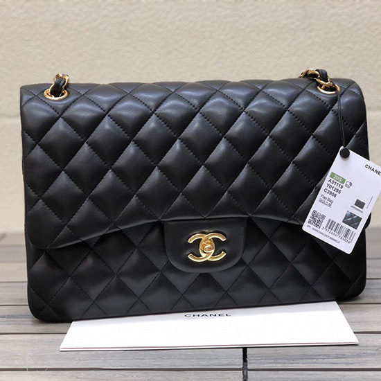 Große Klassische Chanel-Lammfellhandtasche Schwarz A01119