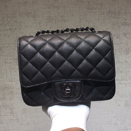 Klassische Chanel-Minitasche Aus Genarbtem Kalbsleder In Schwarz Mit Schwarzen Beschlägen (CF1115)