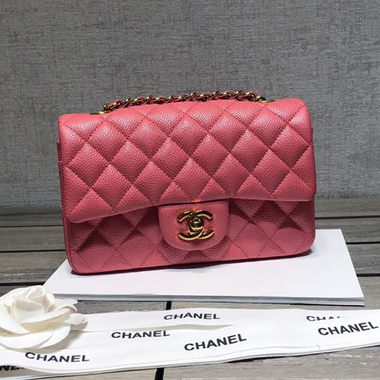 Klassische Chanel-Tasche Aus Kaviarleder Kleine Klappe Rosa Mit Goldenen Beschlägen CF1116