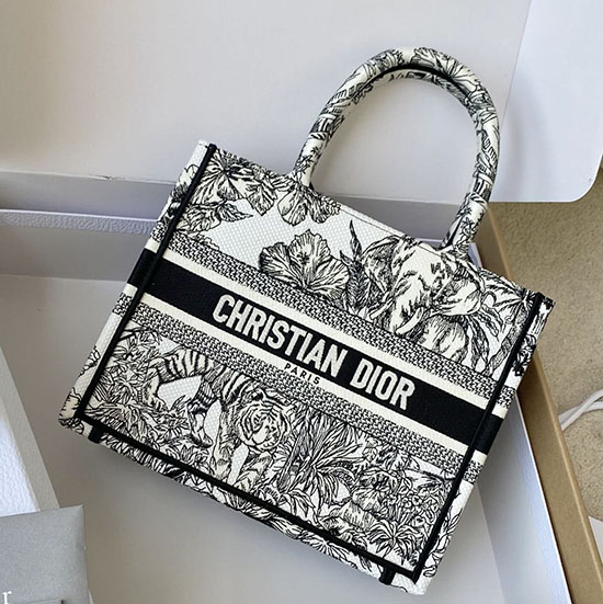 Kleine Dior-Buchtasche M1287d04