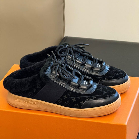 Louis Vuitton Lammfell-Sneaker SHL111701