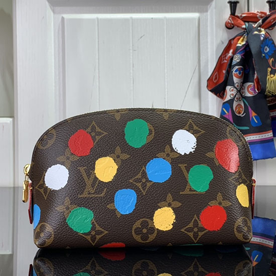 Lv X Yk Kosmetiktasche M81895