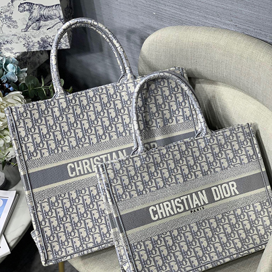 Dior κεντημένο καμβά βιβλίο Tote Md12876