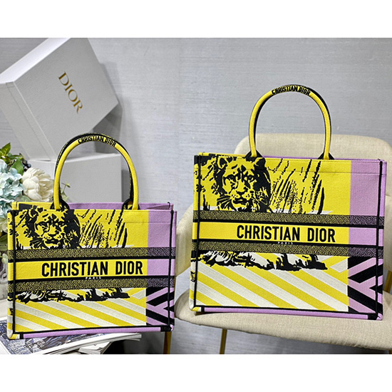 Dior κεντητό καμβά βιβλίο Tote M1286621